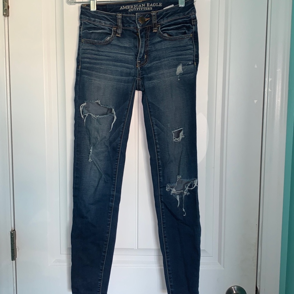 SIZE 0 SUPER SUPER STRETCH AMERICAN EAGLE HIGH WAISTED DISTRESSED JEANS